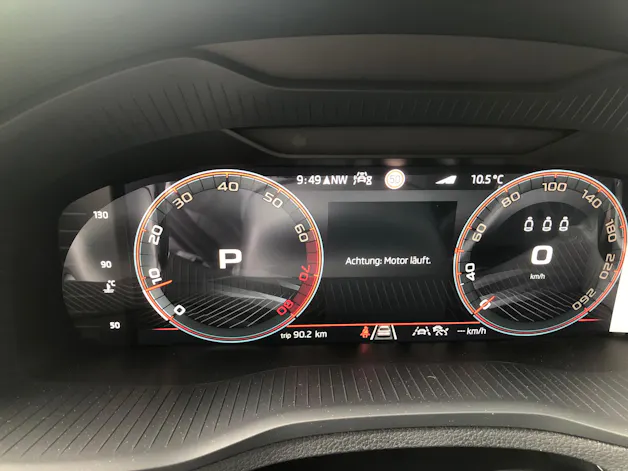 SKODA Karoq 1.5 TSI SportLine DSG