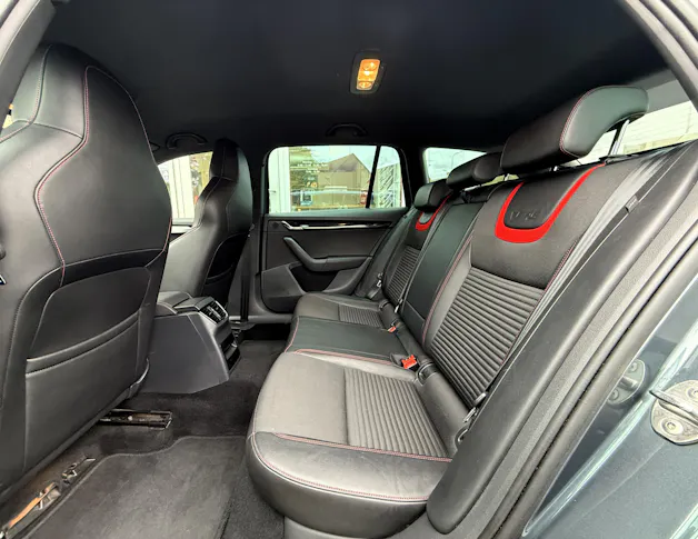 SKODA Octavia Combi 2.0 TDI RS 4x4 DSG