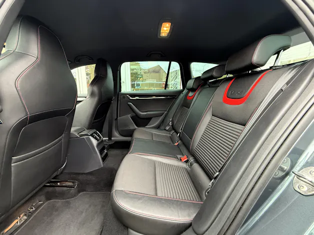 SKODA Octavia Combi 2.0 TDI RS 4x4 DSG