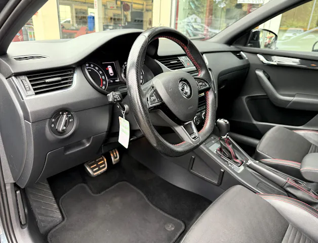 SKODA Octavia Combi 2.0 TDI RS 4x4 DSG