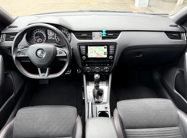 SKODA Octavia Combi 2.0 TDI RS 4x4 DSG