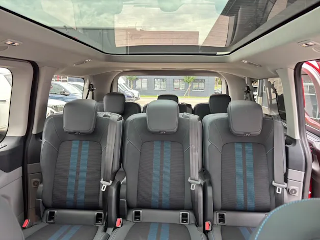 FORD Tourneo C Bus 320 L1 2.0 EcoBlue 170 Sport