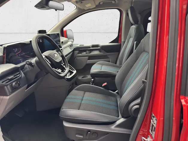 FORD Tourneo C Bus 320 L1 2.0 EcoBlue 170 Sport