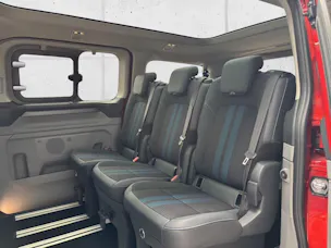 FORD Tourneo C Bus 320 L1 2.0 EcoBlue 170 Sport