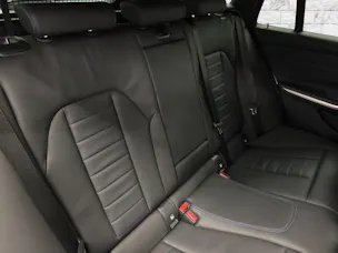 BMW 320d xDrive Touring