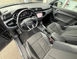 AUDI Q3 35 TFSI S line S-tronic