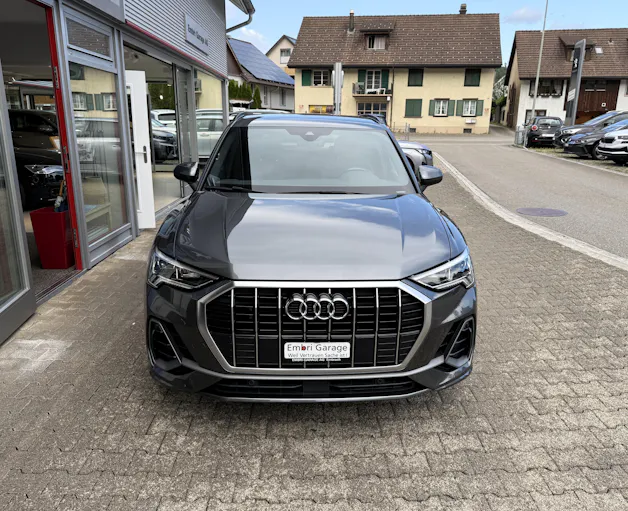 AUDI Q3 35 TFSI S line S-tronic