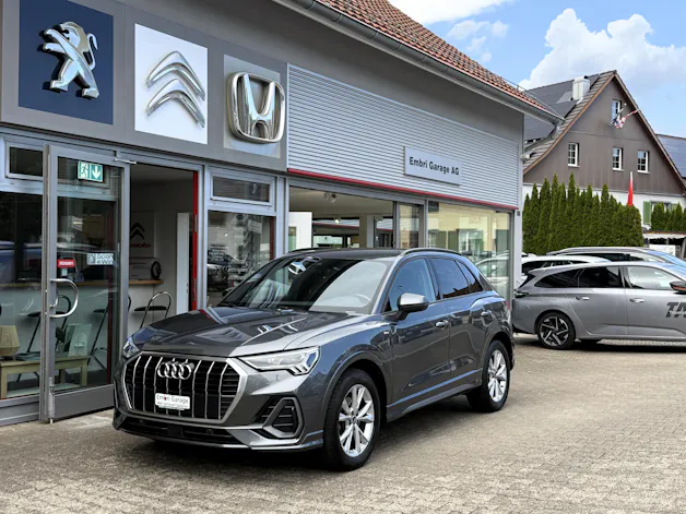 AUDI Q3 35 TFSI S line S-tronic