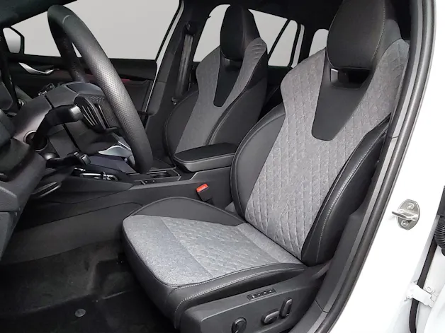 SKODA Octavia Combi 2.0 TSI DSG Dynamic 4x4