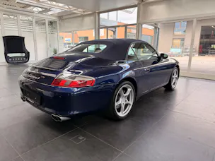 PORSCHE 911 Carrera 4 Cabrio