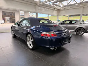 PORSCHE 911 Carrera 4 Cabrio