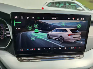 SKODA Octavia Combi 1.5 TSI mHEV DSG Selection *Anhängerkupplung+Garantie*