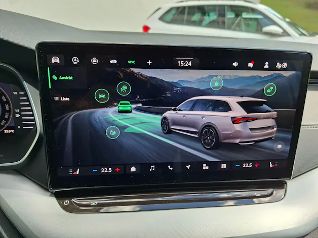SKODA Octavia Combi 1.5 TSI mHEV DSG Selection *Anhängerkupplung+Garantie*