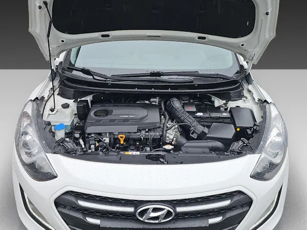 HYUNDAI i30 1.6 CRDi Vertex Automatic DCT