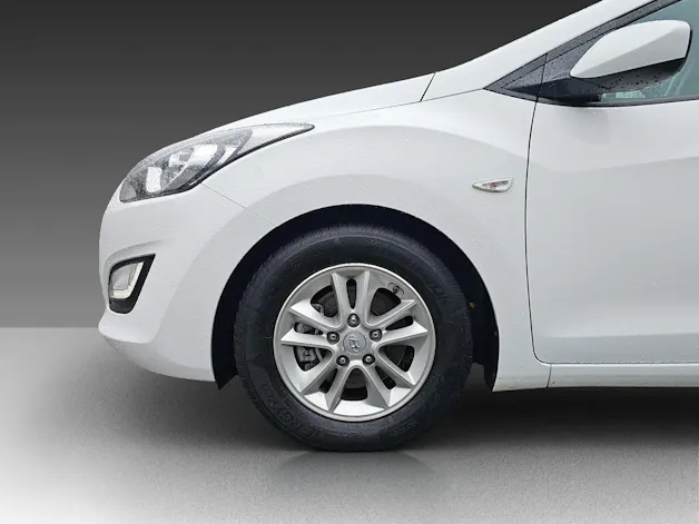 HYUNDAI i30 1.6 CRDi Vertex Automatic DCT