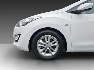 HYUNDAI i30 1.6 CRDi Vertex Automatic DCT