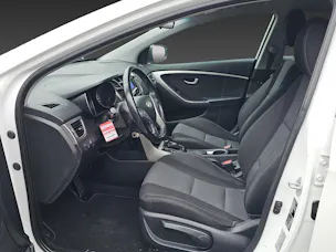HYUNDAI i30 1.6 CRDi Vertex Automatic DCT