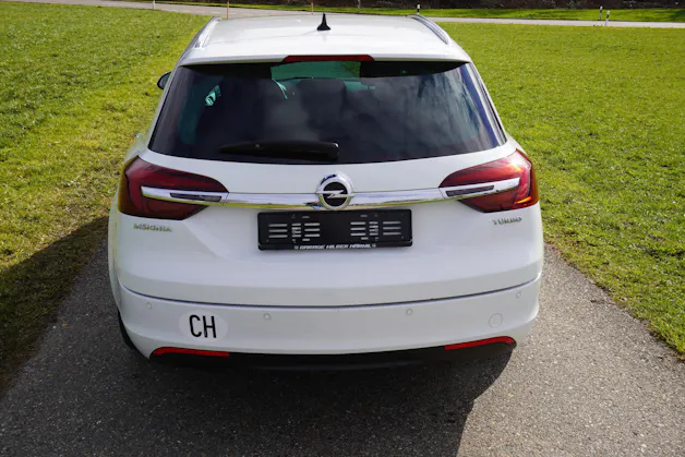OPEL Insignia Sports Tourer 1.6 T Edition