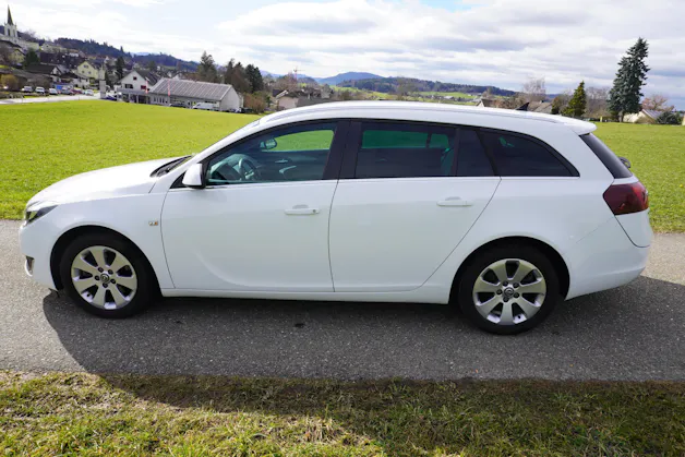OPEL Insignia Sports Tourer 1.6 T Edition