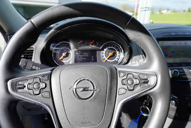 OPEL Insignia Sports Tourer 1.6 T Edition