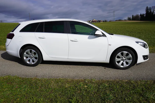 OPEL Insignia Sports Tourer 1.6 T Edition
