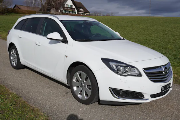 OPEL Insignia Sports Tourer 1.6 T Edition