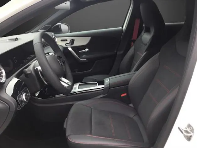 MERCEDES-BENZ A AMG 35 4Matic 8G-DCT
