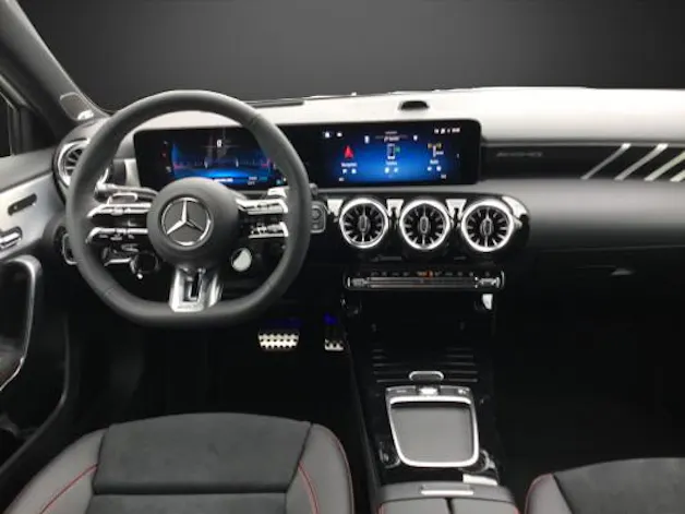 MERCEDES-BENZ A AMG 35 4Matic 8G-DCT