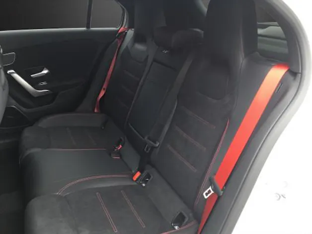 MERCEDES-BENZ A AMG 35 4Matic 8G-DCT