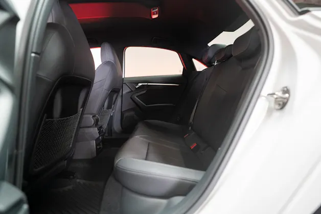 AUDI S3 Limousine 2.0 TFSI quattro S-Tronic / Rückfahrkamera / Sportsitze / Virtual-Cockpit