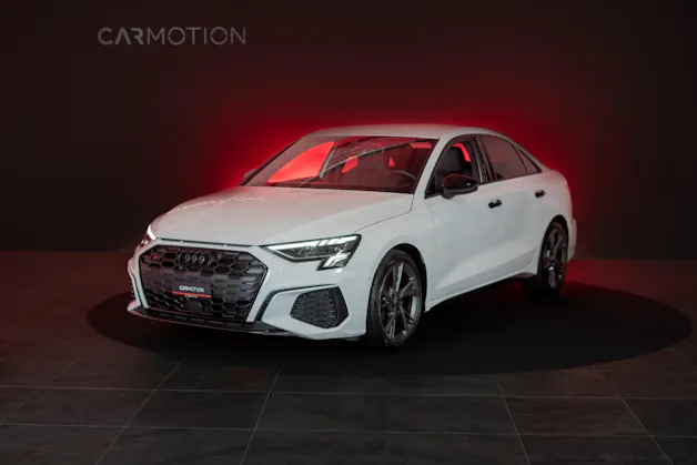 AUDI S3 Limousine 2.0 TFSI quattro S-Tronic / Rückfahrkamera / Sportsitze / Virtual-Cockpit