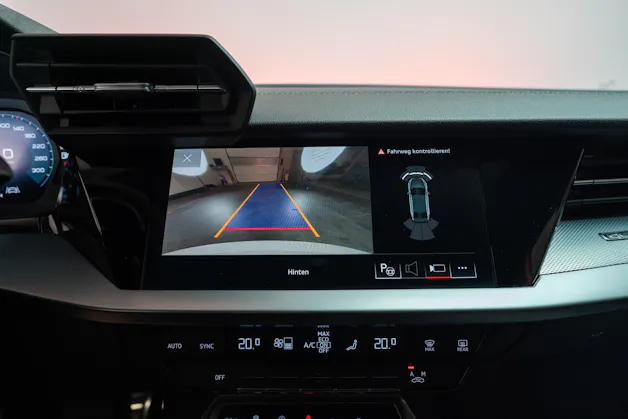 AUDI S3 Limousine 2.0 TFSI quattro S-Tronic / Rückfahrkamera / Sportsitze / Virtual-Cockpit