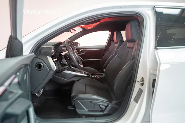 AUDI S3 Limousine 2.0 TFSI quattro S-Tronic / Rückfahrkamera / Sportsitze / Virtual-Cockpit