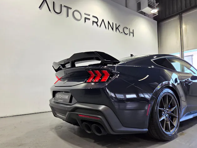 FORD Mustang Coupé 5.0 V8 Dark Horse