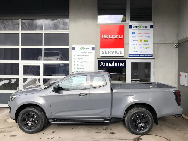 ISUZU D-MAX 1.9 SpaceCab Nitro Sport 4x4 AT