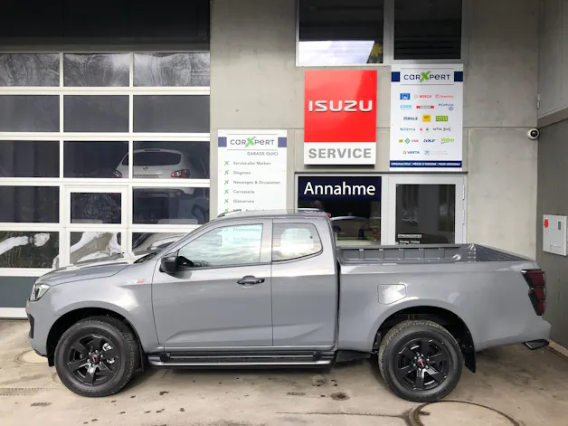 ISUZU D-MAX 1.9 SpaceCab Nitro Sport 4x4 AT