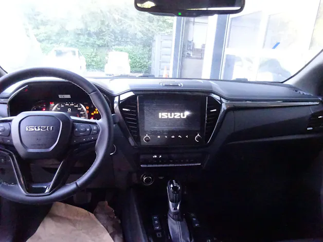 ISUZU D-MAX 1.9 SpaceCab Nitro Sport 4x4 AT