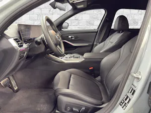 BMW 330d xDrive SAG Touring