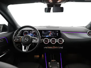 MERCEDES-BENZ GLA 200 Progressive