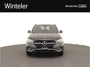 MERCEDES-BENZ GLA 200 Progressive