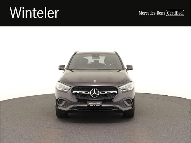 MERCEDES-BENZ GLA 200 Progressive