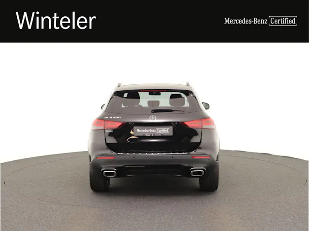 MERCEDES-BENZ GLA 200 Progressive