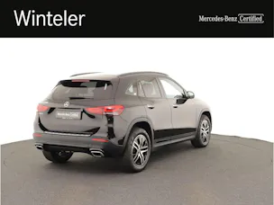 MERCEDES-BENZ GLA 200 Progressive