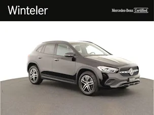 MERCEDES-BENZ GLA 200 Progressive