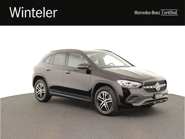 MERCEDES-BENZ GLA 200 Progressive