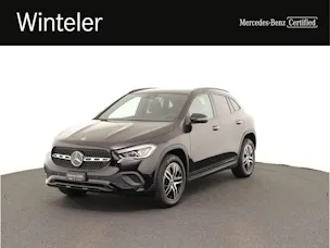 MERCEDES-BENZ GLA 200 Progressive
