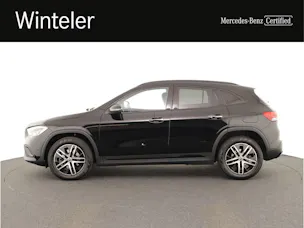 MERCEDES-BENZ GLA 200 Progressive