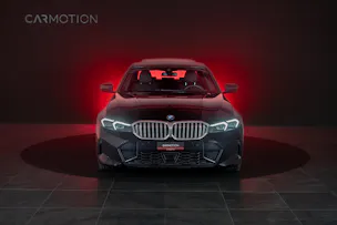 BMW 330d xDrive SAG / LCI / Glasdach / Rückfahrkamera / Ambientebeleuchtung