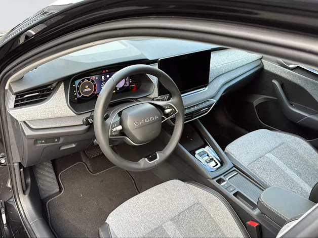 SKODA Octavia Combi 2.0 TSI Selection 4x4 DSG