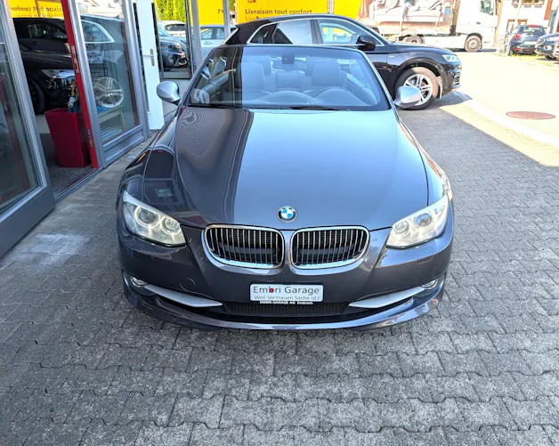 BMW 320i Cabriolet